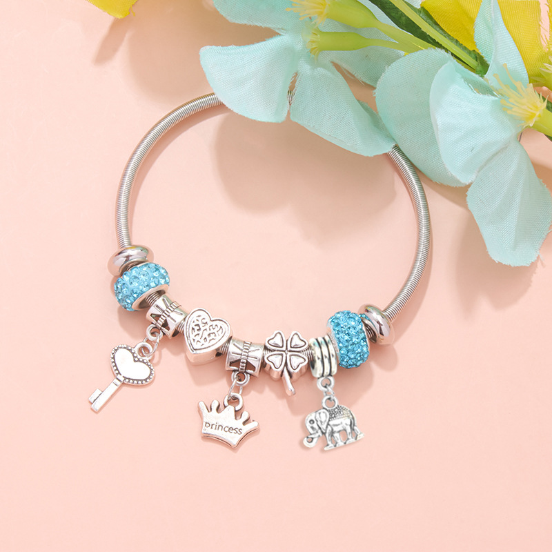 Luxury Heart Bracelet thumbnail 6