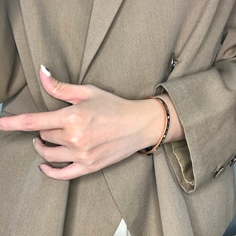 Minimalist Bracelet - view 2