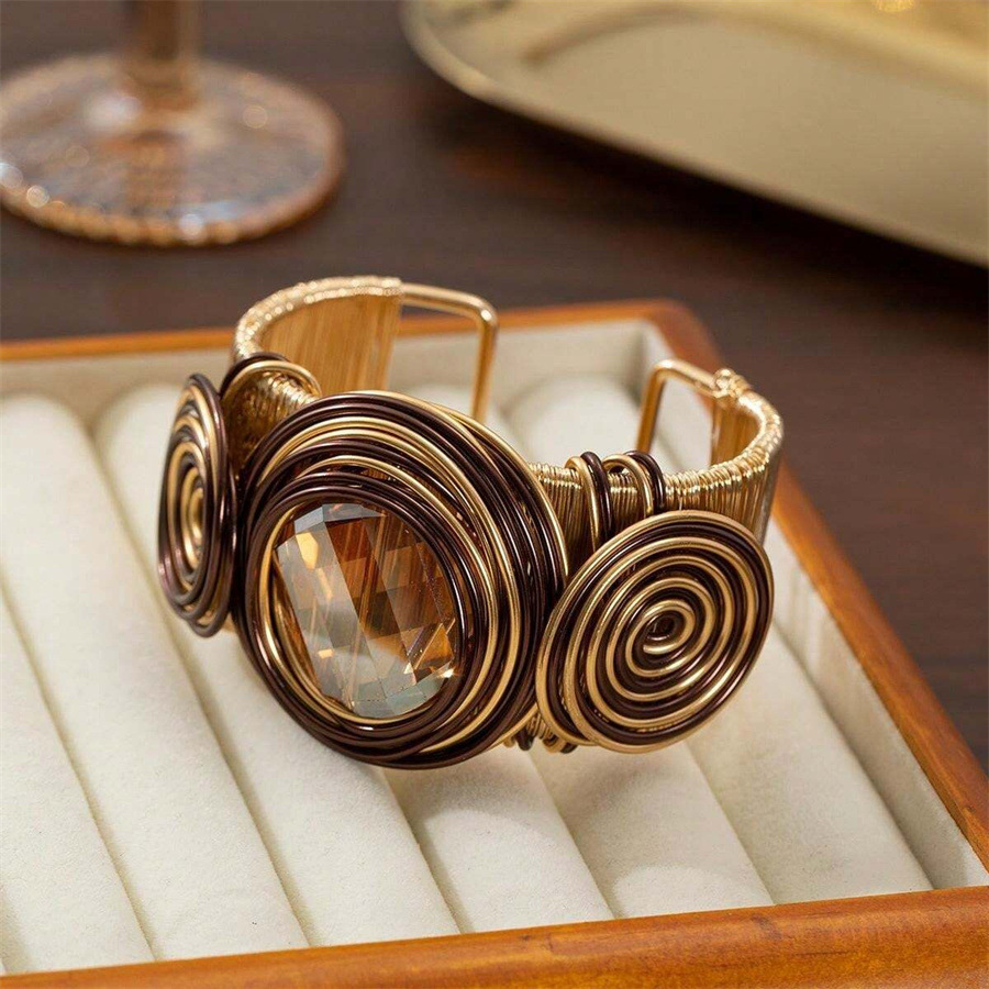 Luxury Unique European & American Style Bracelet - view 2