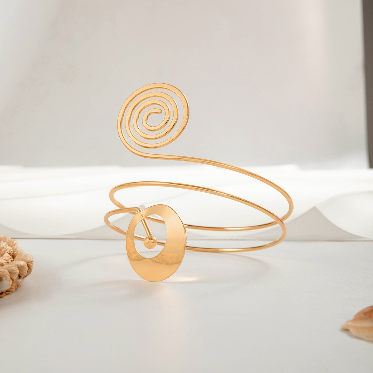 Open Geometric Unique European & American Style Flower Bracelet thumbnail 4