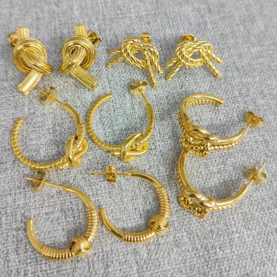 Stainless Steel 18K Gold Plated Studs Flower Earrings