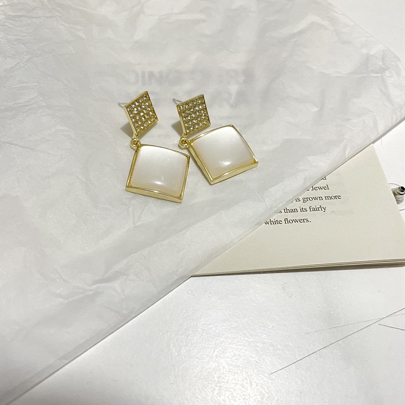 925 Silver Exaggerated Cat Eye Earrings - view 2