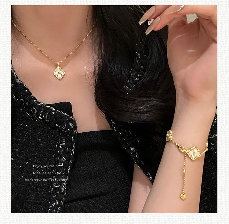 Four Leaf Clover Ring Bracelet Luxury Necklace