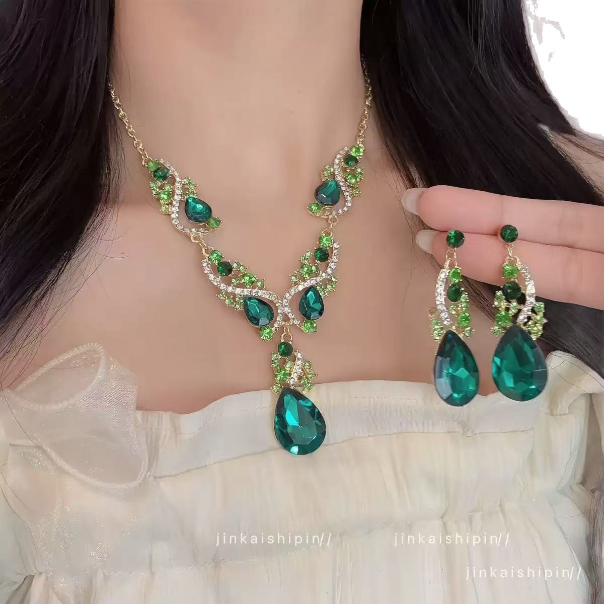 Luxury Tassel Water Drop Formal Dress Necklace thumbnail 5