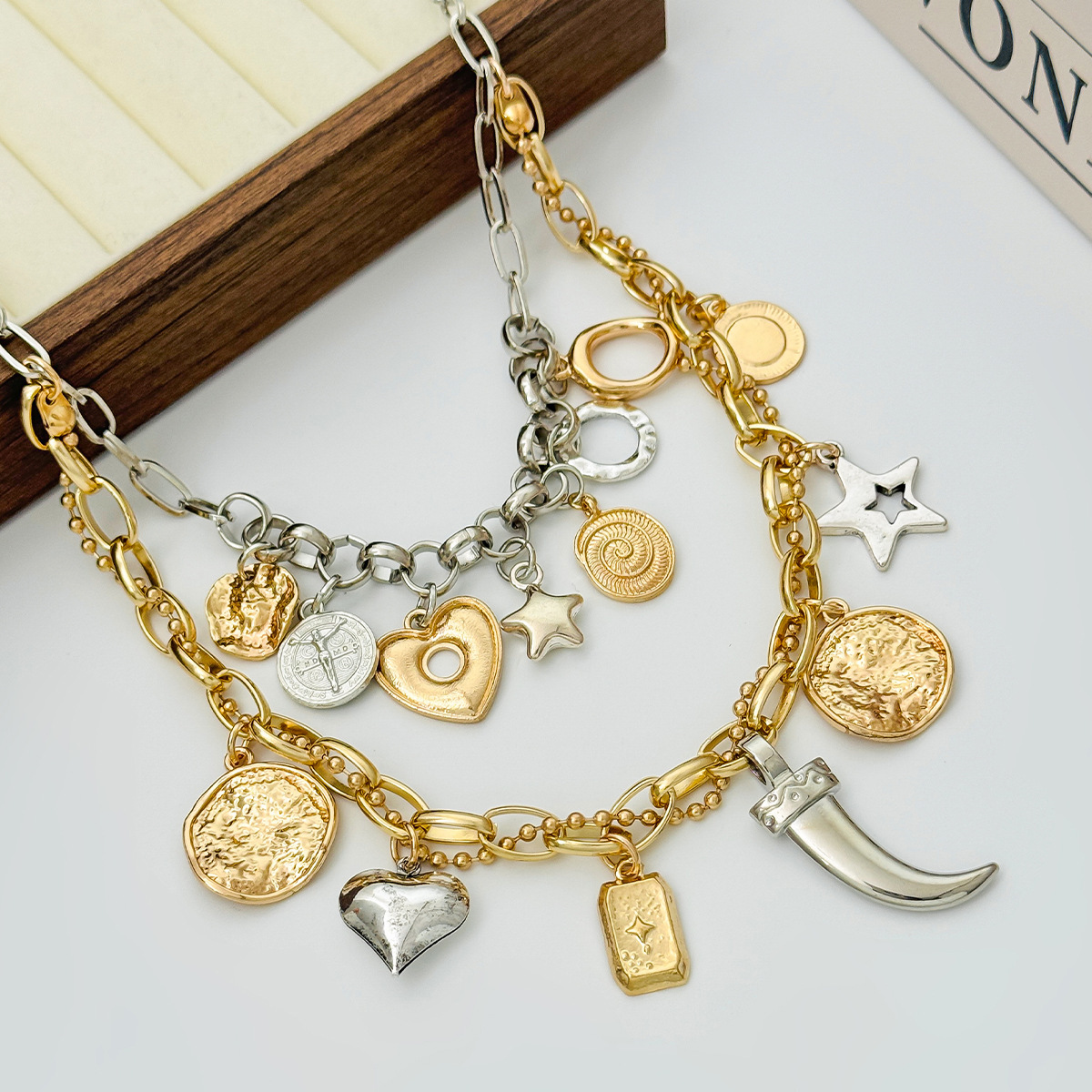 European & American Style Heart Star Necklace thumbnail 4