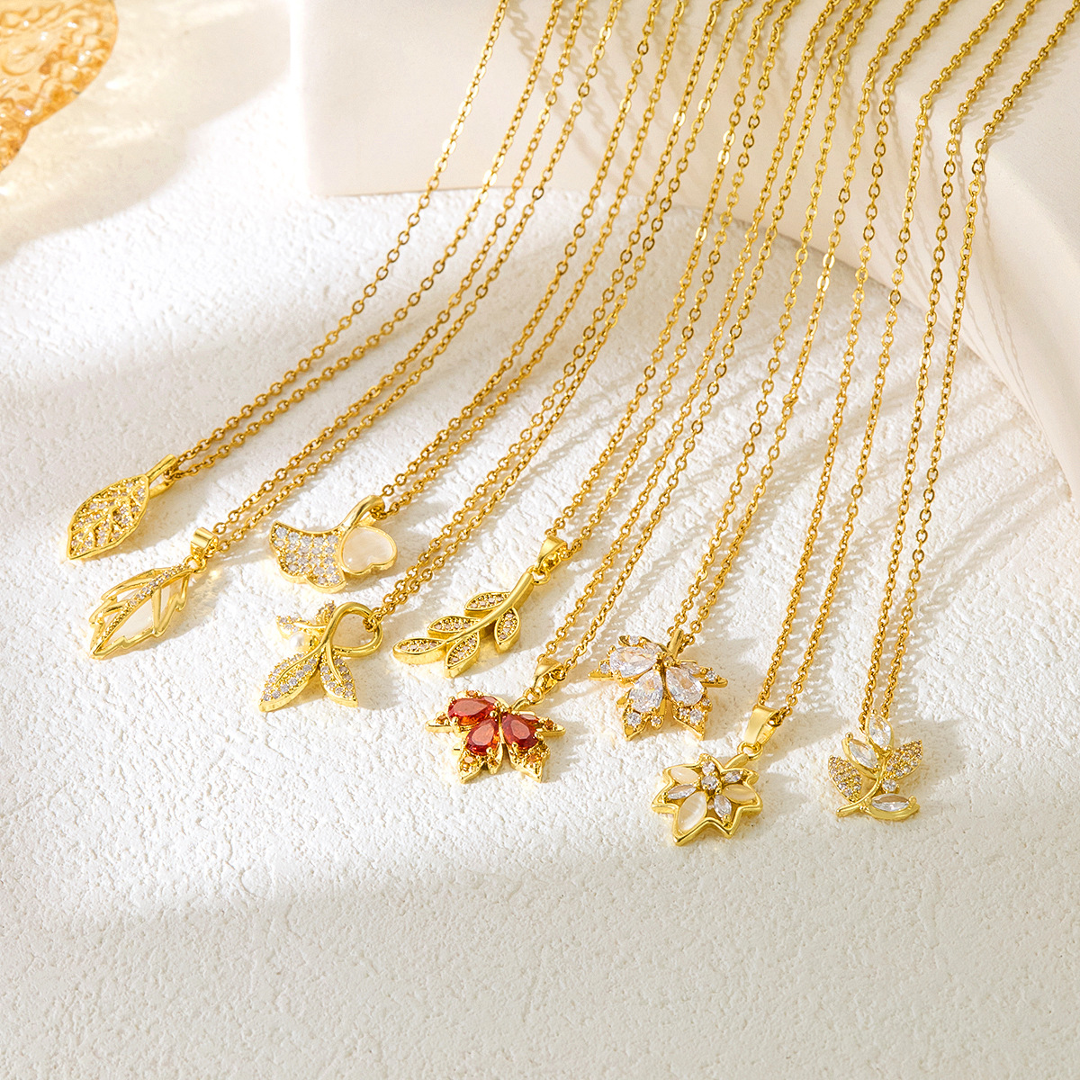 Premium Titanium Steel Minimalist Unique Leaf Necklace - view 2