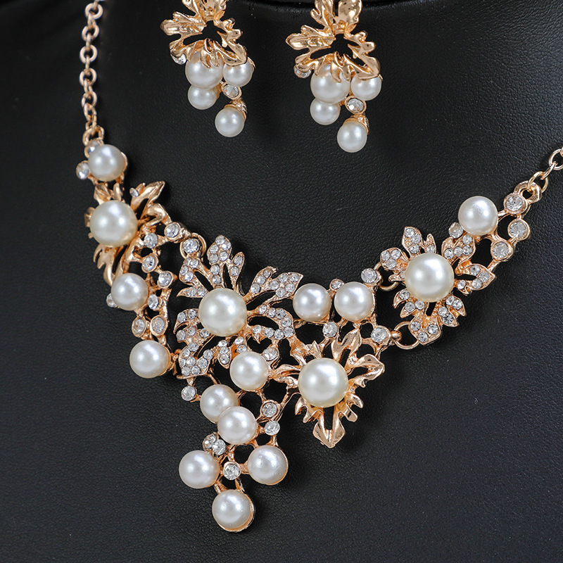 Royal Style Necklace Vintage Pearl Jewelry Set thumbnail 4