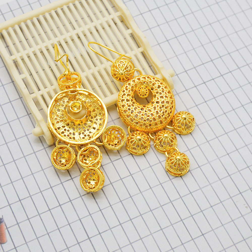 24K Gold Plated Ring Necklace Earrings Bracelet European & American Jewelry Set thumbnail 3