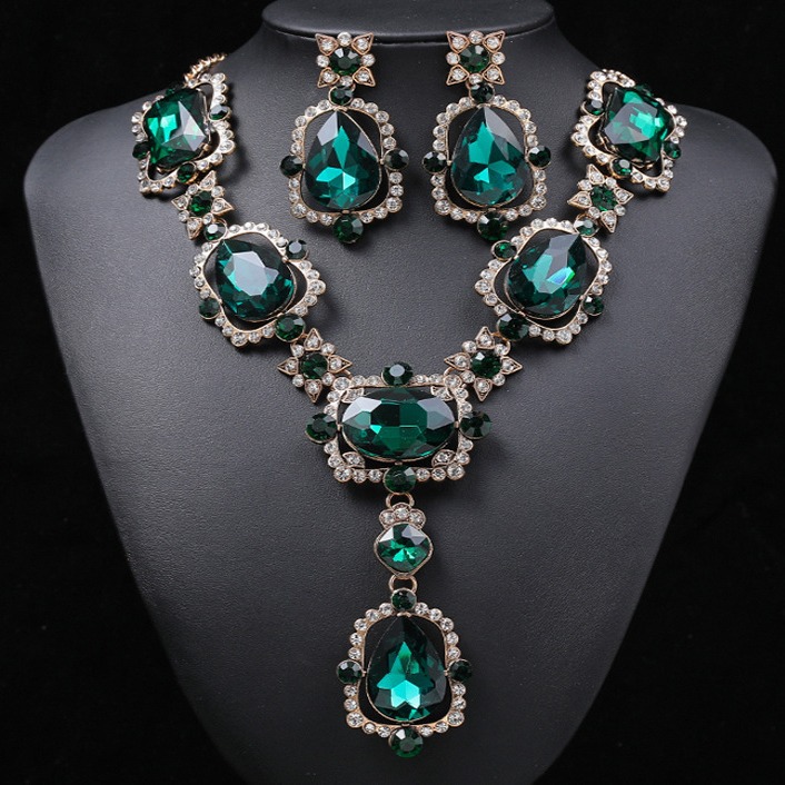 Alloy Necklace Vintage European & American Style Exaggerated Jewelry Set