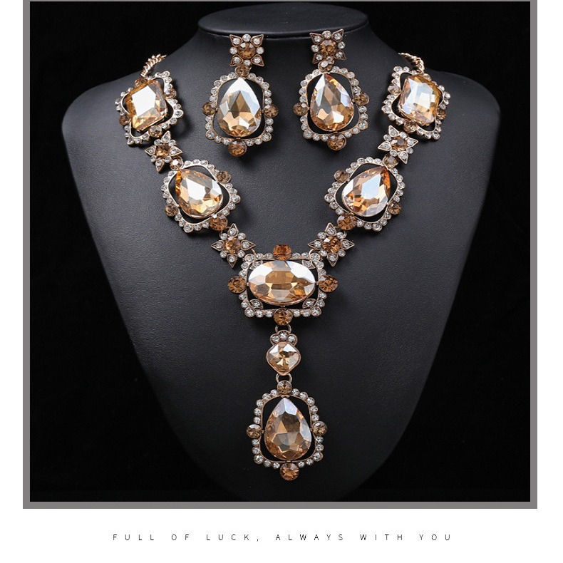 Alloy Necklace Vintage European & American Style Exaggerated Jewelry Set thumbnail 4