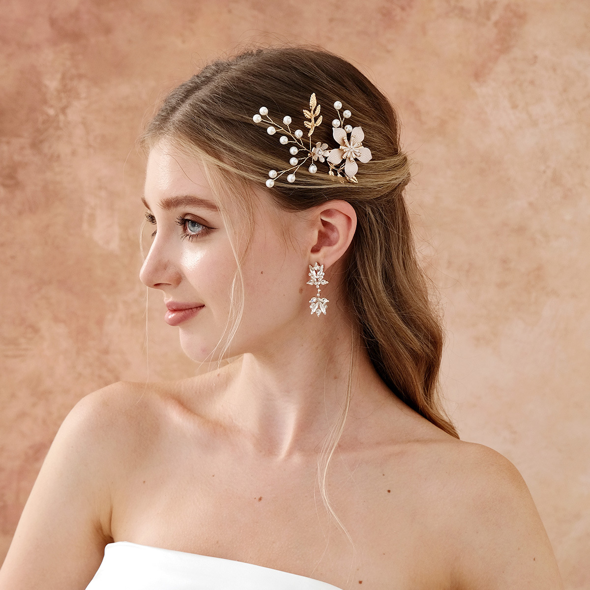 Alloy European & American Style Pearl Flower Bridal Formal Dress Jewelry Set