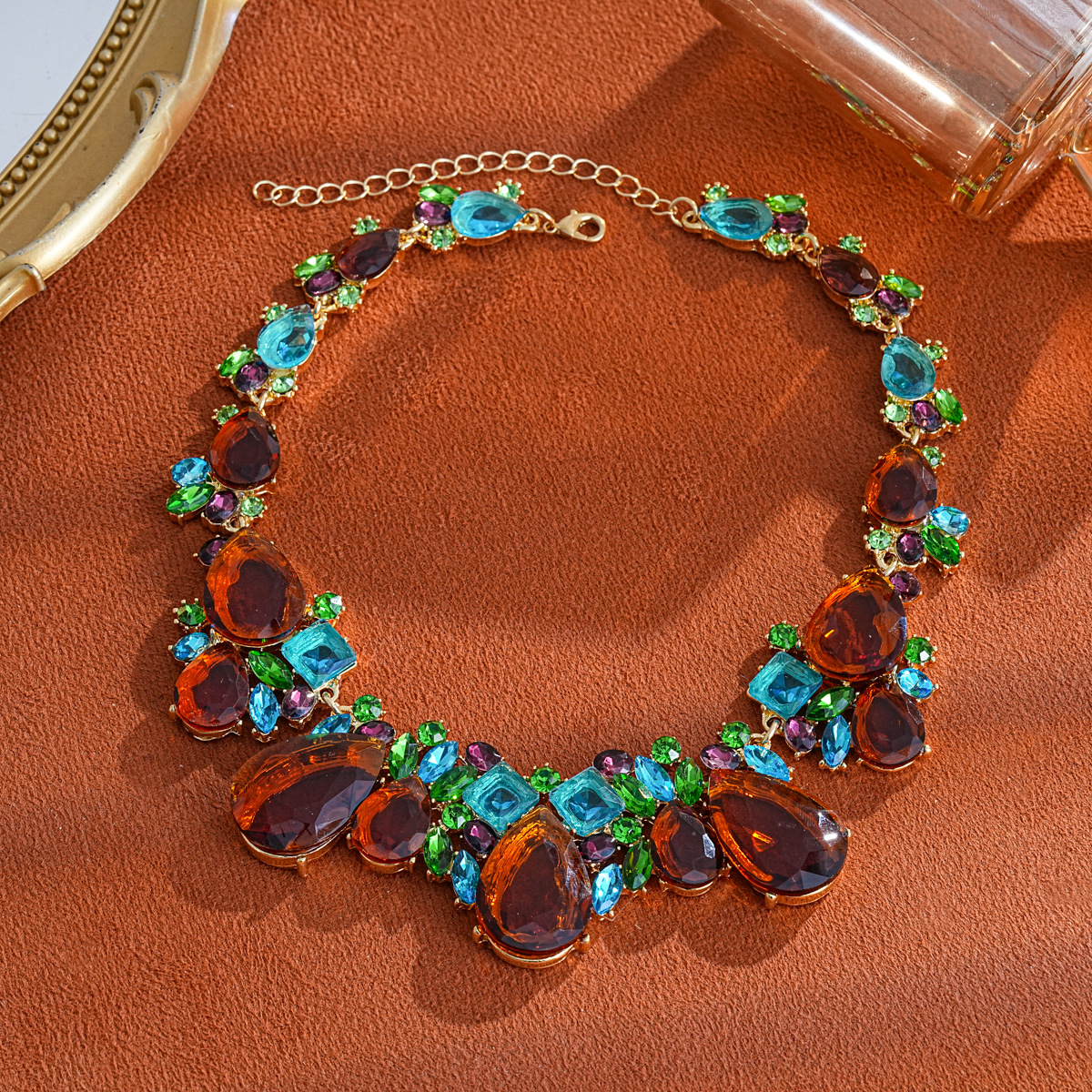 Premium Royal Style Necklace Minimalist Vintage Luxury Water Drop Jewelry Set thumbnail 4